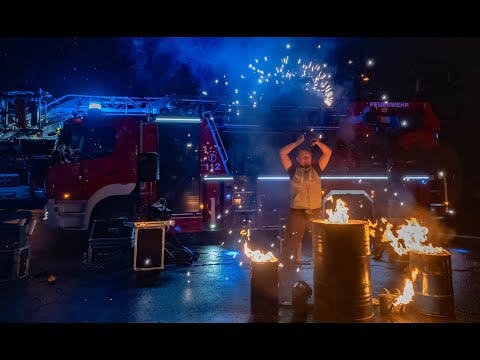 Industrial Fire: explosiv, professionell und einmalig I Feuershow by Modern Juggling